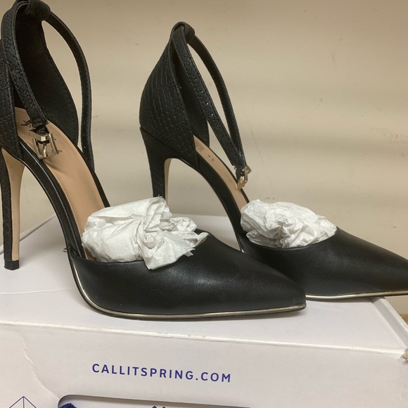 Call it spring strapped high heels: size 6 US - Picture 5 of 6